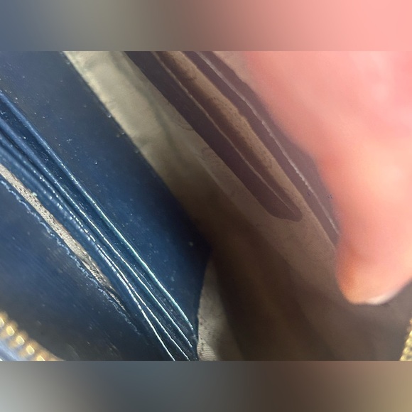 GUC Michael Kors Dark Blue Crossbody Bag with Gold Accents - Picture 4 of 6